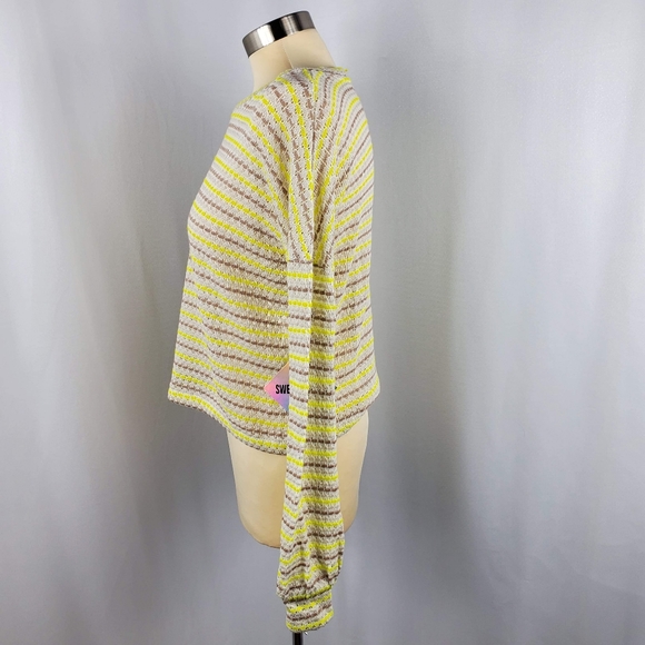 💥Just In💥Sweet & Sinful Crop Sweater...Sz L Jr - Picture 2 of 5